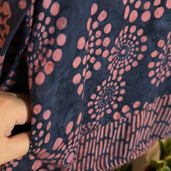 Soft surroundings navy pink top size S/M - Picture 2 of 8